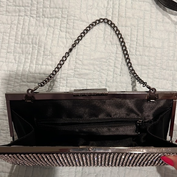 Crystal embellished evening bag with black satin back and short black chain - Picture 3 of 5